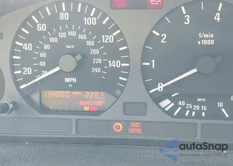 1995 BMW 325 Ic Automatic из США, поврежденный, VIN WBABJ6320SJD44320